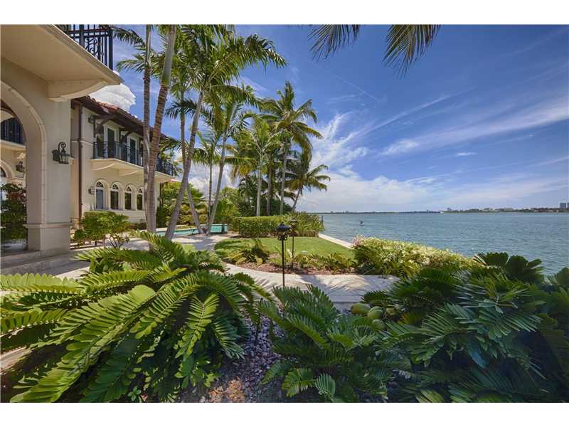 Our Favorite Waterfront Homes In Miami Beach For Under $20 Million